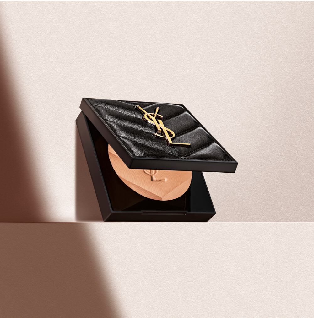 開店祝い Discover the new YSL Beauty All Hours Hyper Finish powder ファンデーション