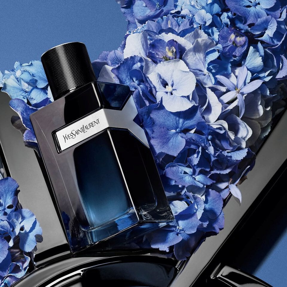 PRODUITS YSL BEAUTE DEVANT DECOR FETE DES PERES