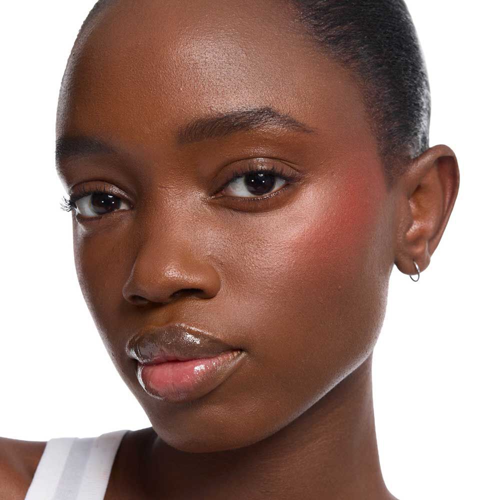 Make Me Blush - Bold Blurring Blush