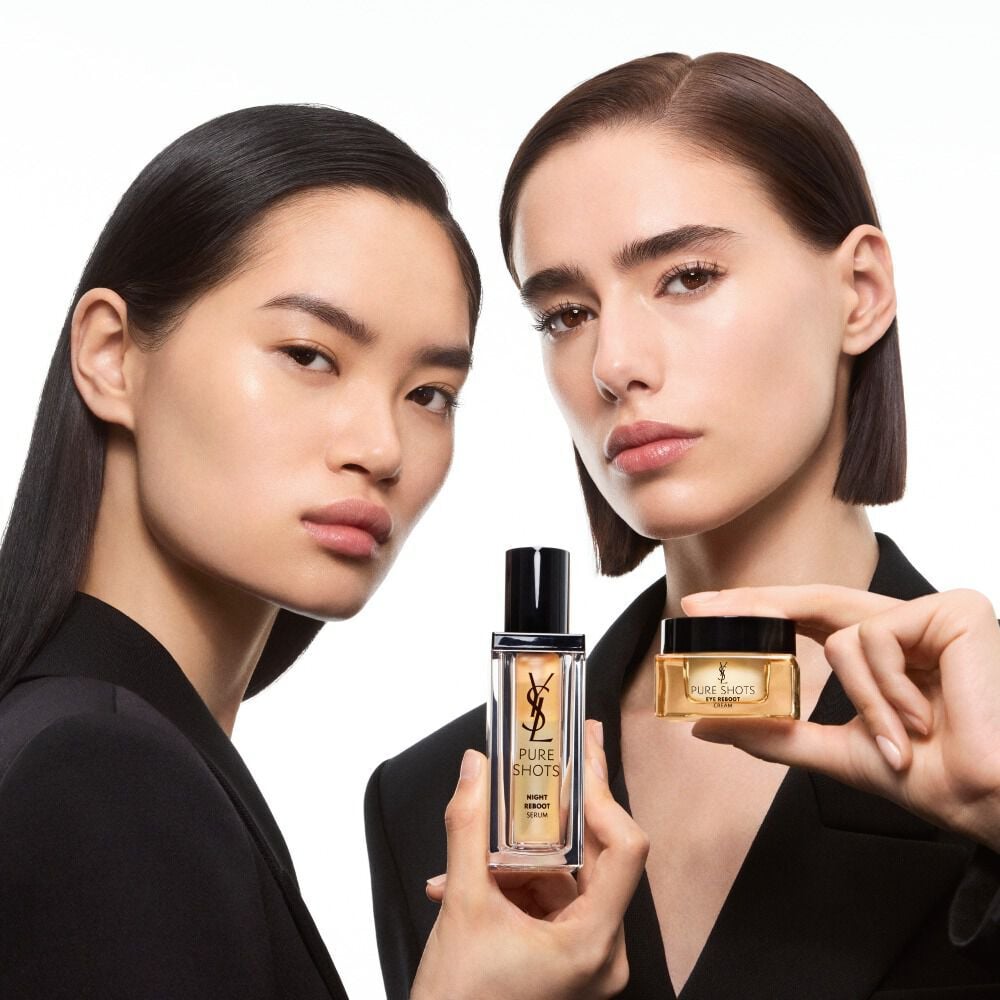 Creme PURE SHOTS Eye Reboot illuminatrice et lissante