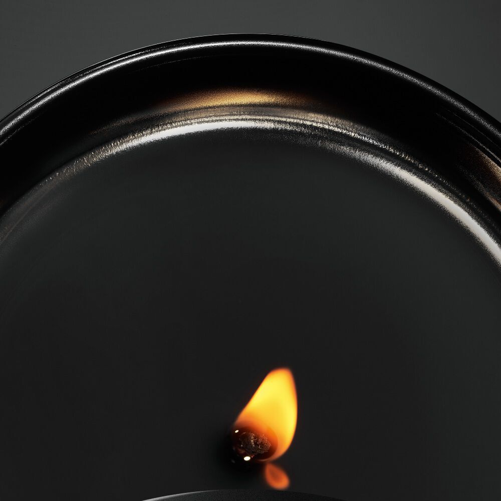 83 New York Tobacco scented candle
