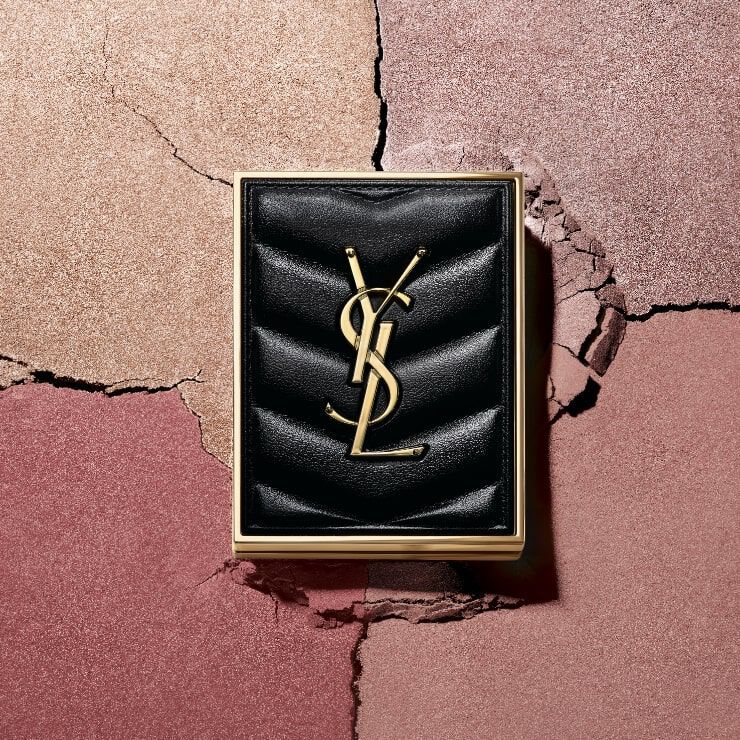 THE NEW COUTURE MINI CLUTCH PALETTE OF 4 COUTURE EYE SHADOWS