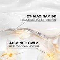 Petales de jasmin blanc flottant dans une texture serum translucide et petillante, avec les bienfaits du produit Care Crush.