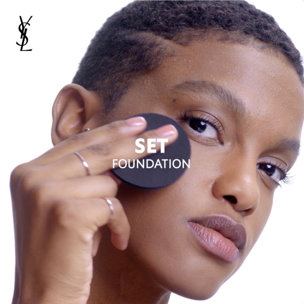 Discover the new YSL Beauty All Hours Hyper Finish powder